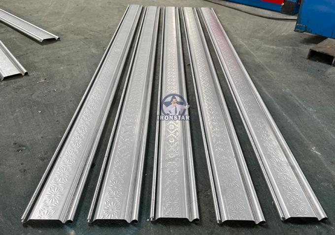 rollo de la puerta del obturador que forma la máquina