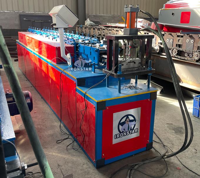 rollo de la persiana enrrollable que forma la máquina 1