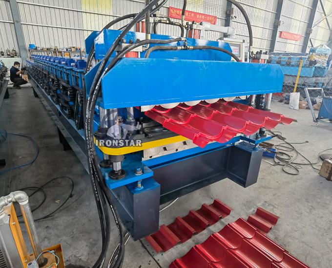 IBR y rollo esmaltado 828 de la capa doble de la teja que forman la máquina 2