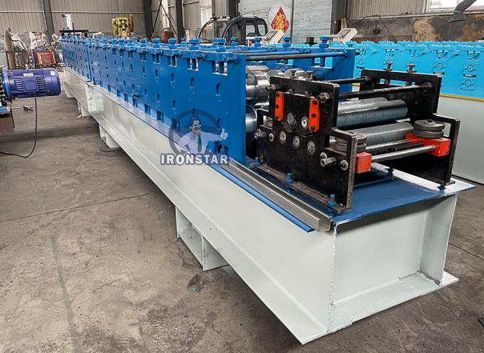 Máquina 44 del carril de guía de C