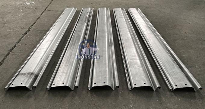  rollo de la persiana enrrollable que forma la máquina 1