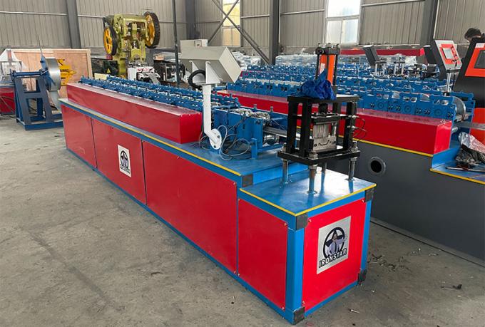 rollo de la persiana enrrollable que forma la máquina 1