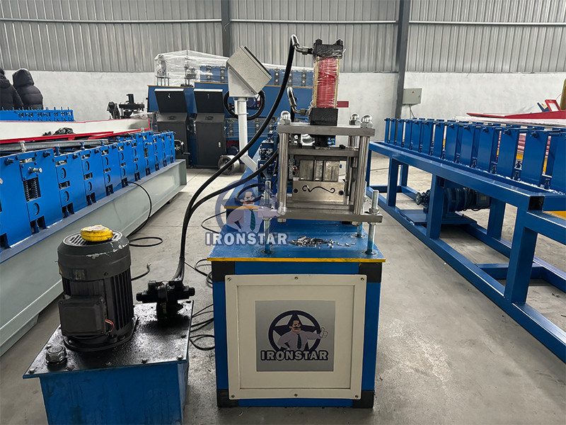 “Full Automatic Rolling Shutter Door Roll Forming Machine Galvanized Steel PPGI Roller Shutter Forming Machinery for Israel Construction Industry CE Certified Automatic Rolling Shutter Door ”